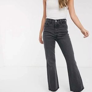 Levi’s Ribcage Flare Jeans in black